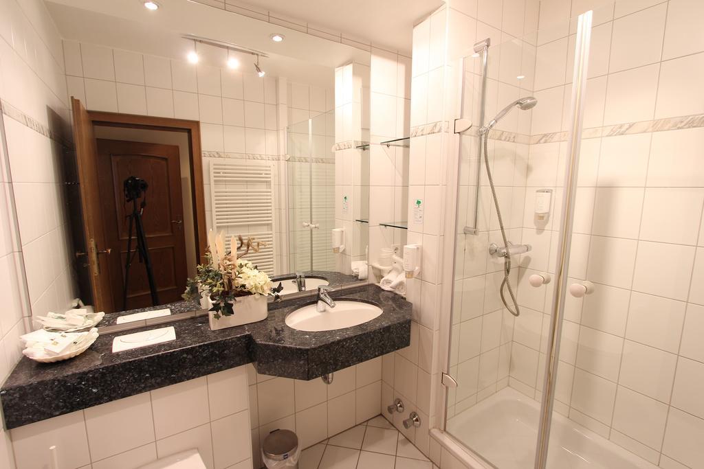 Akzent Hotel Jonathan ลิพพ์ชตัดท์ ห้อง รูปภาพ
