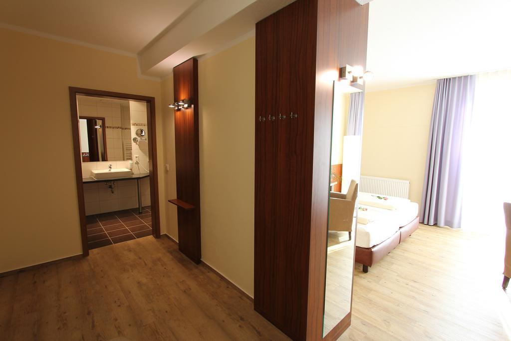 Akzent Hotel Jonathan ลิพพ์ชตัดท์ ห้อง รูปภาพ