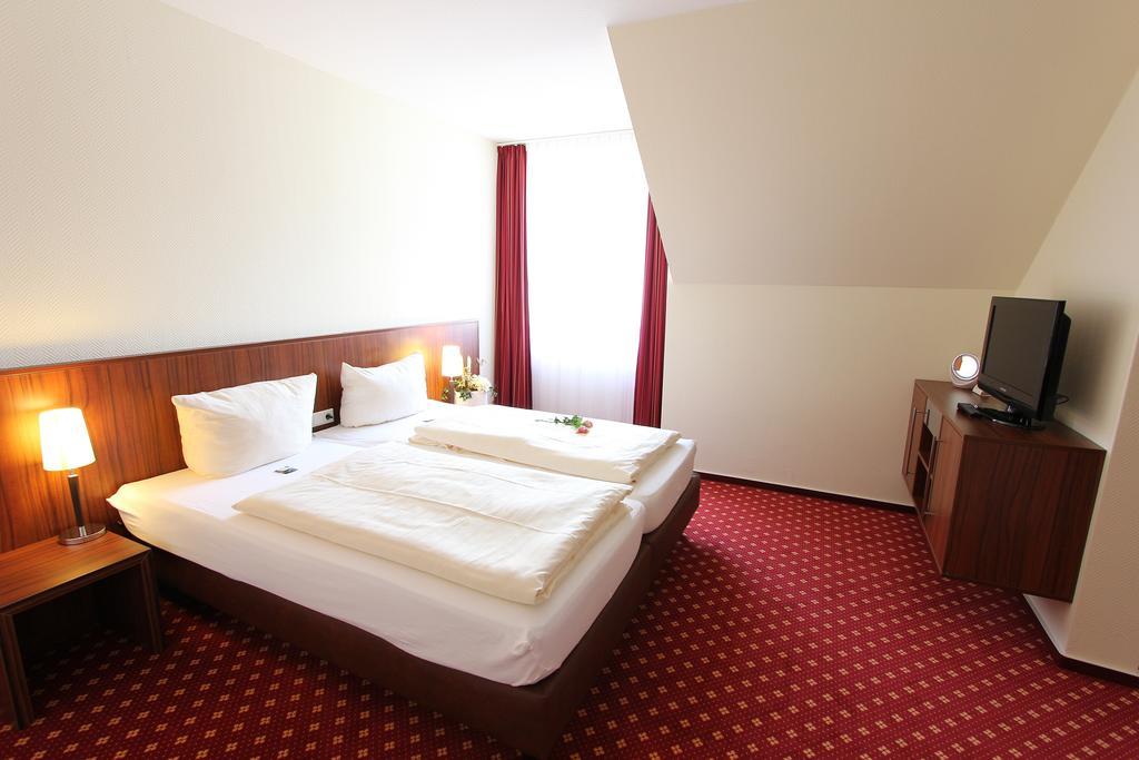 Akzent Hotel Jonathan ลิพพ์ชตัดท์ ห้อง รูปภาพ